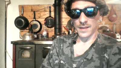 1989bandito live cam on Cam4