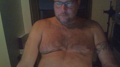 19Mike7806 live cam on Cam4