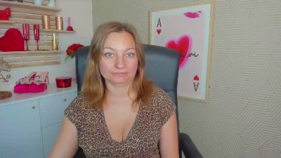 1Angela39 live cam on Cam4