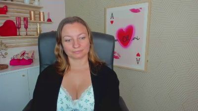 1Angela39 live cam on Cam4