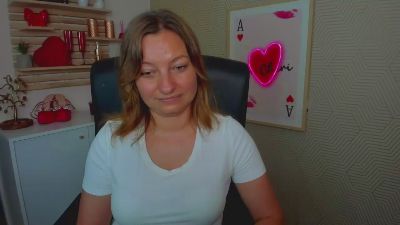 1Angela39 live cam on Cam4