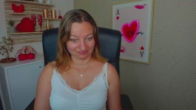 1Angela39 live cam on Cam4