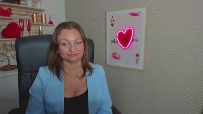 1Angela39 live cam on Cam4