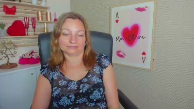 1Angela39 live cam on Cam4