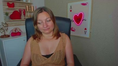 1Angela39 live cam on Cam4
