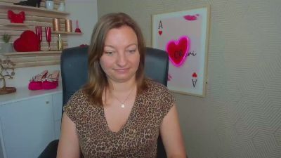 1Angela39 live cam on Cam4