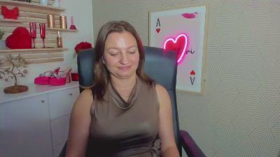 1Angela39 live cam on Cam4