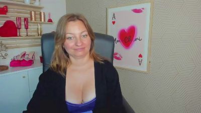 1Angela39 live cam on Cam4