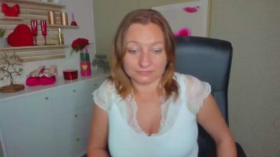 1Angela39 live cam on Cam4