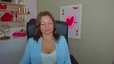 1Angela39 live cam on Cam4