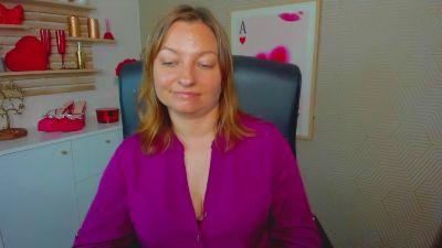 1Angela39 live cam on Cam4