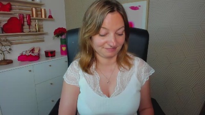 1Angela39 live cam on Cam4