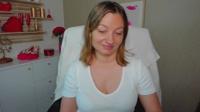 1Angela39 live cam on Cam4