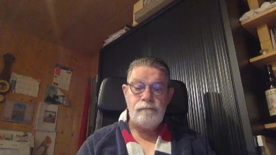 1Polux live cam on Cam4
