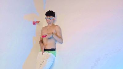1_Apollo live cam on Cam4
