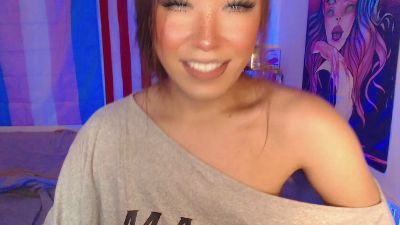 1lovelymess live cam on Cam4