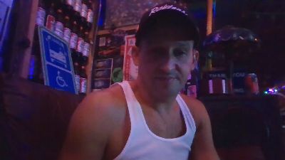 1skinny23 live cam on Cam4