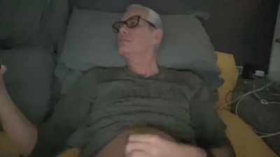 21cmpertutti live cam on Cam4