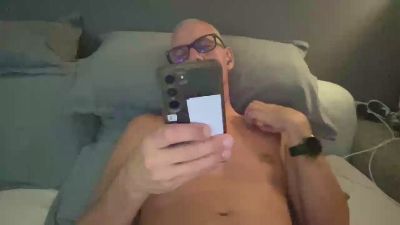 21cmpertutti live cam on Cam4