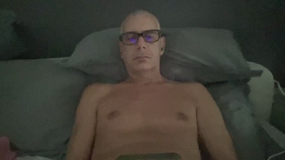 21cmpertutti live cam on Cam4