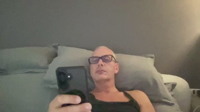 21cmpertutti live cam on Cam4