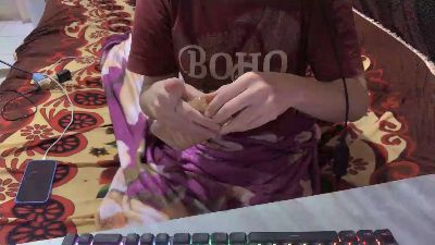 22_gabriely live cam on Cam4