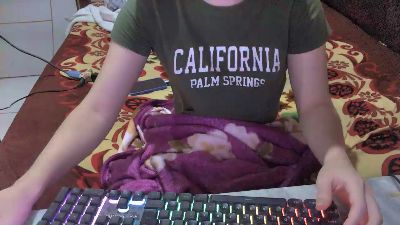 22_gabriely live cam on Cam4