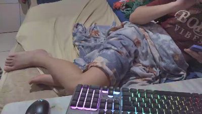22_gabriely live cam on Cam4