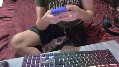 22_gabriely live cam on Cam4
