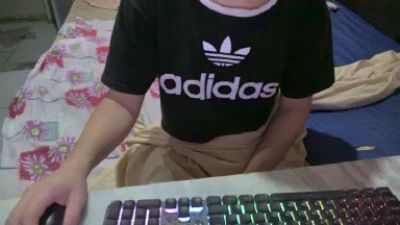 22_gabriely live cam on Cam4
