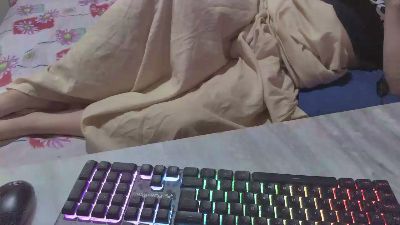 22_gabriely live cam on Cam4