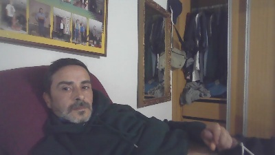 27jango live male webcam from Portugal