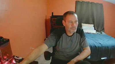 2beu live cam on Cam4