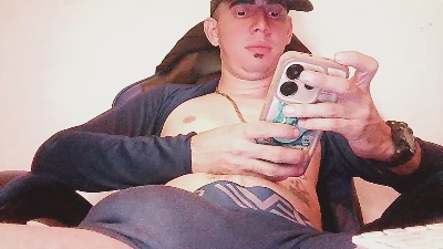 2lobo live cam on Cam4