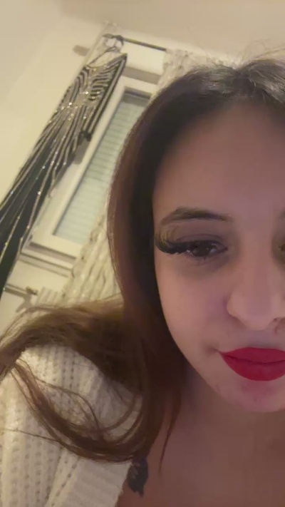 2petitscochons live cam on Cam4