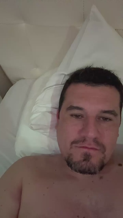 38scrs live cam on Cam4