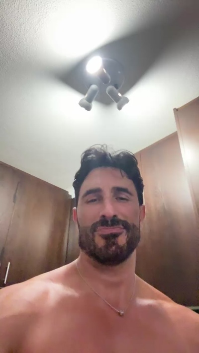 3friends live cam on Cam4