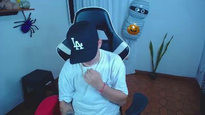 420liam1 live cam on Cam4