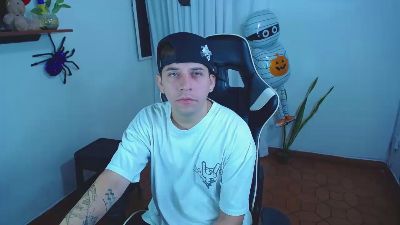 420liam1 live cam on Cam4