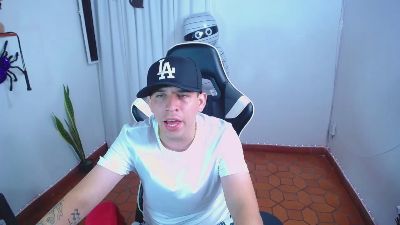 420liam1 live cam on Cam4