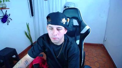 420liam1 live cam on Cam4