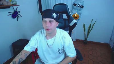 420liam1 live cam on Cam4