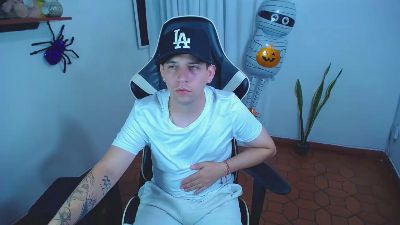 420liam1 live cam on Cam4