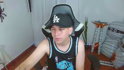 420liam1 live cam on Cam4