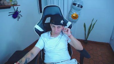 420liam1 live cam on Cam4