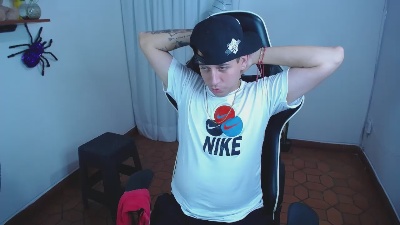 420liam1 live cam on Cam4