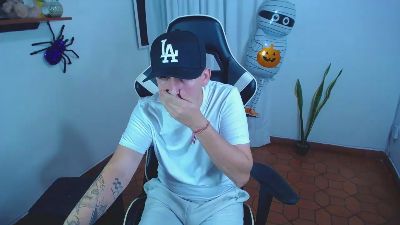 420liam1 live cam on Cam4