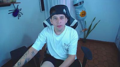 420liam1 live cam on Cam4