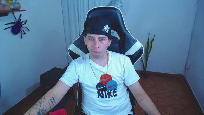420liam1 live cam on Cam4