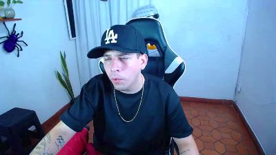 420liam1 live cam on Cam4